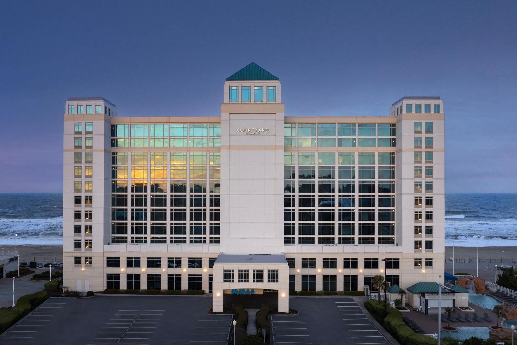 Courtyard Virginia Beach Oceanfront / North 37Th Street Bagian luar foto