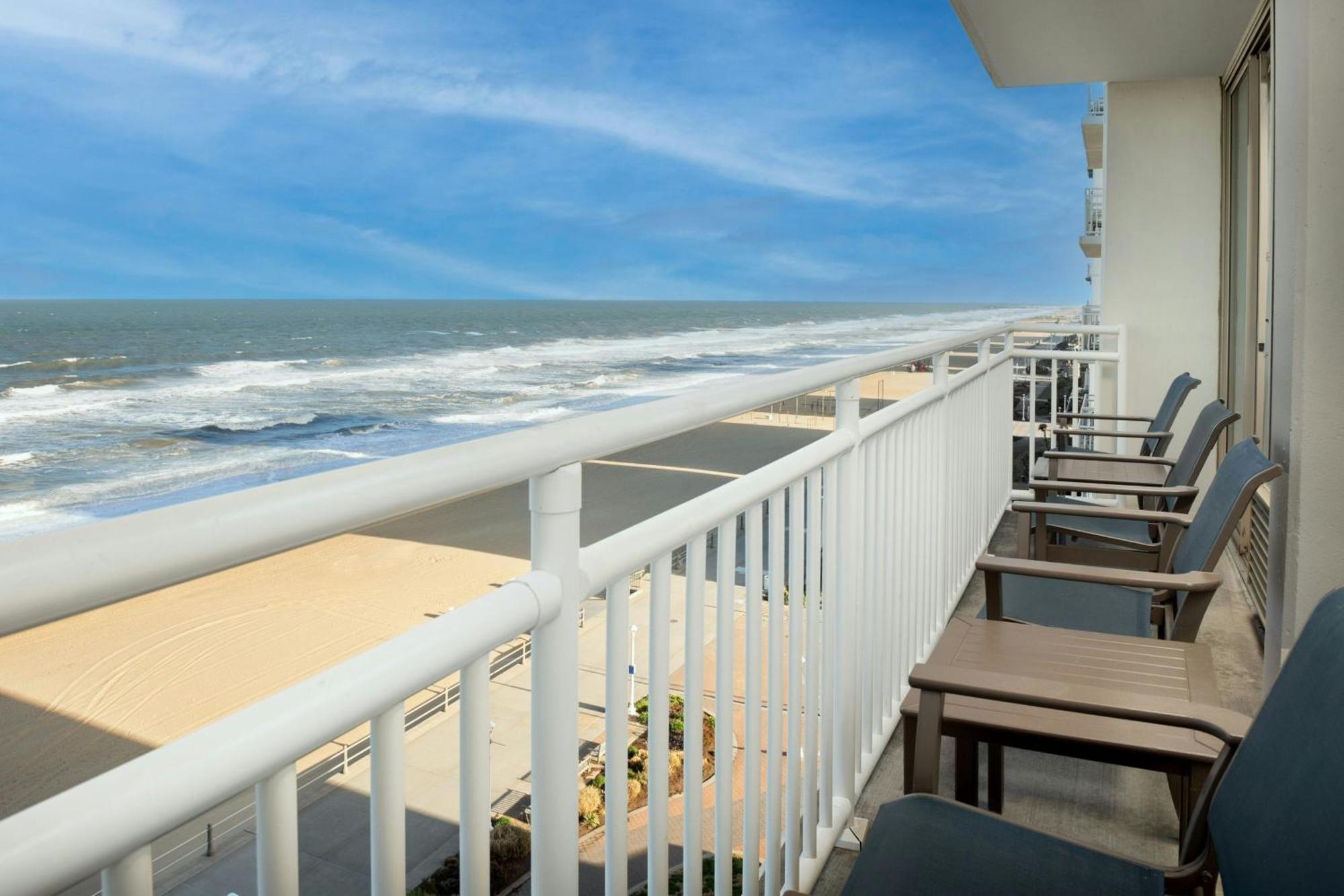 Courtyard Virginia Beach Oceanfront / North 37Th Street Bagian luar foto